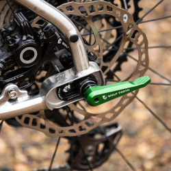 Wolf Tooth Utensile Multifunzione Axle Handle