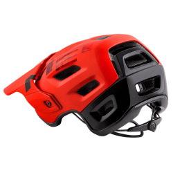 Met Casco Roam
